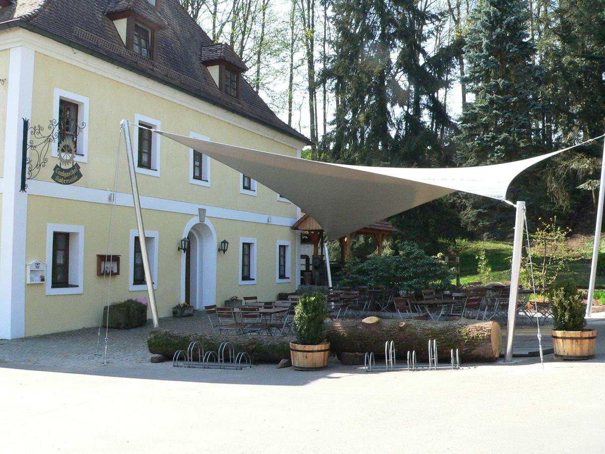 Landhotel Kahrmuehle Pressath Bagian luar foto