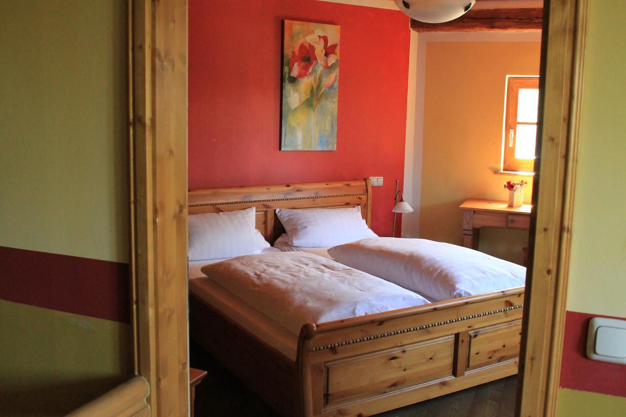 Landhotel Kahrmuehle Pressath Bagian luar foto
